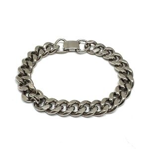 Vintage Lisner Silvertone Chunky Curb Link Chain Bracelet